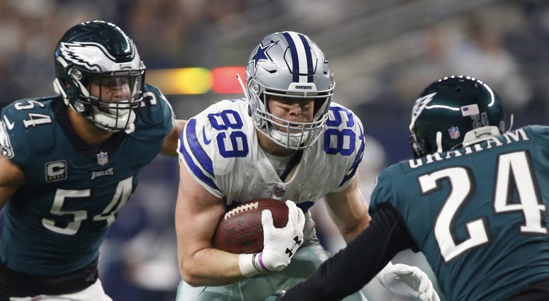 Dec 9, 2018: Dallas Cowboys tight end Blake Jarwin runs against Philadelphia Eagles free safety Corey Graham and outside linebacker Kamu Grugier-Hill in the third quarter at AT&T Stadium. Dec 9, 2018: Dallas Cowboys tight end Blake Jarwin runs against Philadelphia Eagles free safety Corey Graham and outside linebacker Kamu Grugier-Hill in the third quarter at AT&T Stadium.