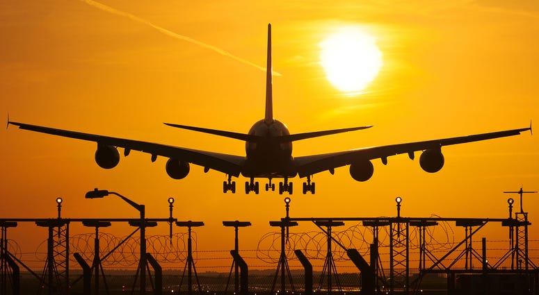 Airplane landing Airplane landing