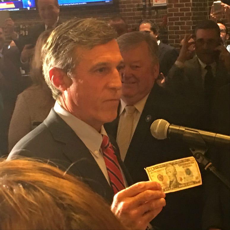 Delaware Gov. John Carney places a $10 bet on the Phillies. Delaware Gov. John Carney places a $10 bet on the Phillies.