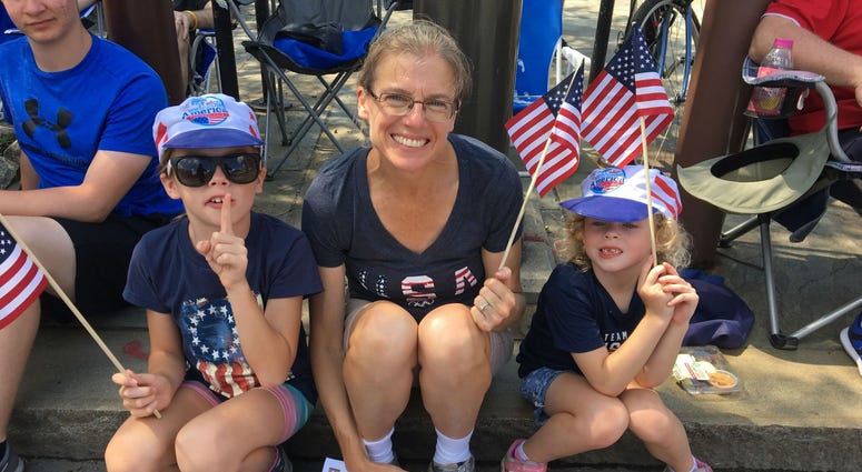 People wait along Independence Mall in Philadelphia for the 2019 Independence Day Parade to start. People wait along Independence Mall in Philadelphia for the 2019 Independence Day Parade to start.