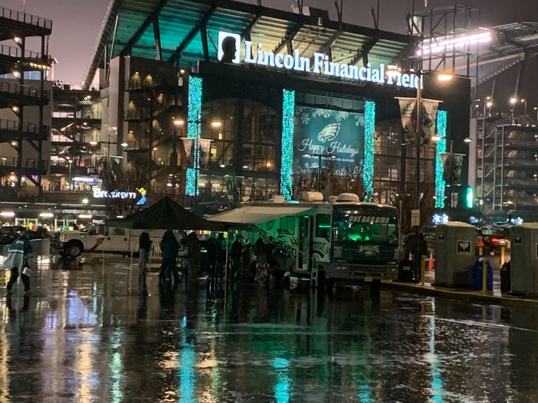 Rain soaks the Eagles tailgate before their game against the Giants. Rain soaks the Eagles tailgate before their game against the Giants.