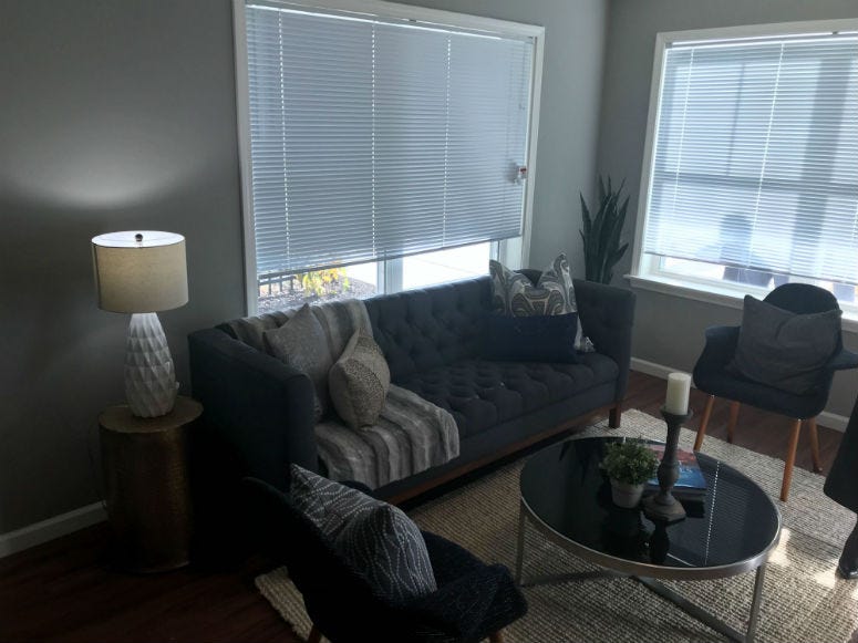 A room in a rental unit in Blumberg 83. A room in a rental unit in Blumberg 83.