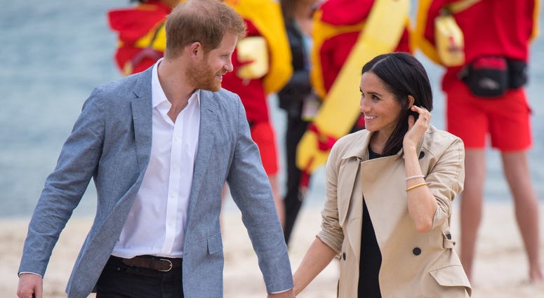 10/19/2018 - The Duke and Duchess of Sussex walk on South Melbourne Beach during their visit to Melbourne, on the third day of the royal couple's visit to Australia. 10/19/2018 - The Duke and Duchess of Sussex walk on South Melbourne Beach during their visit to Melbourne, on the third day of the royal couple's visit to Australia.