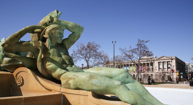 Swann Memorial Fountain by Alexander Stirling Calder located in the center of Logan Square. Swann Memorial Fountain by Alexander Stirling Calder located in the center of Logan Square.