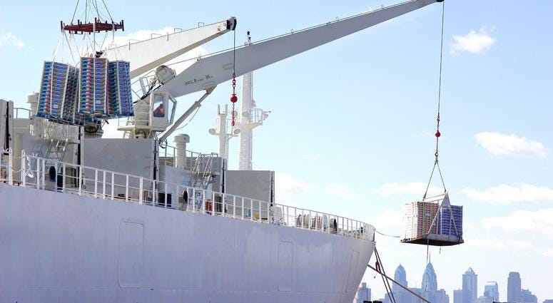 Chilean fruit is unloaded from the British vessel Ice River at the Tioga Marine Terminal Feb. 24, 2006 in Philadelphia, Pennsylvania. Tioga Marine Terminal
