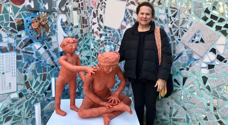 Nora Litz, of Puentes de Salud, is lead artist of the new exhibit "Vidas Suspendidas" at Philadelphia's Magic Gardens through November 18. Nora Litz, of Puentes de Salud, is lead artist of the new exhibit "Vidas Suspendidas" at Philadelphia's Magic Gardens through November 18.