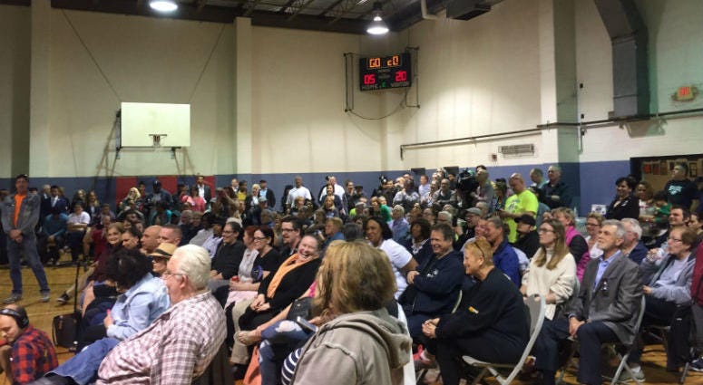 Close to 200 people, many of whom were residents concerned about their safety, packed a community center in Port Richmond to voice concerns about a proposed safe injection site in their community. Close to 200 people, many of whom were residents concerned about their safety, packed a community center in Port Richmond to voice concerns about a proposed safe injection site in their community.