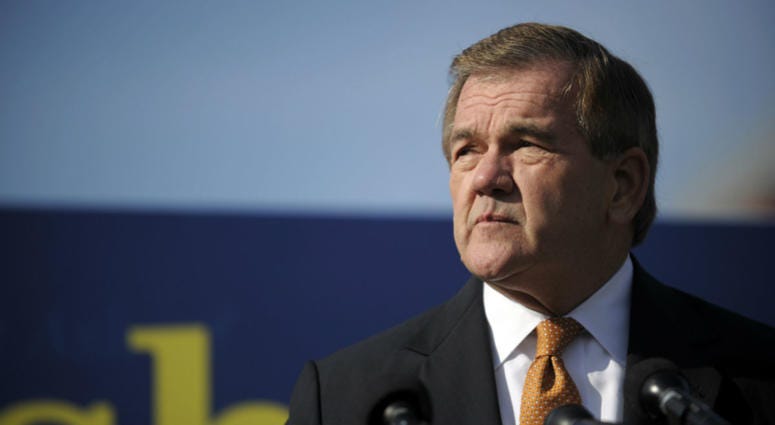 Former Secretary of Homeland Security Tom Ridge speaks at a rally outside the White House in 2011. Former Secretary of Homeland Security Tom Ridge