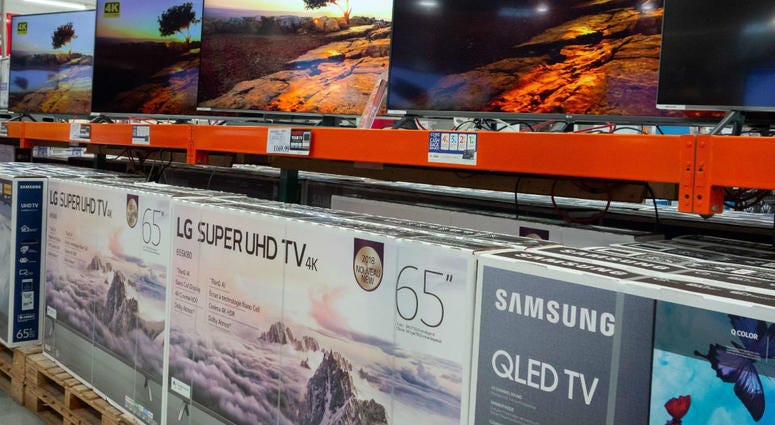 Apple is opening up its ecosystem to one of its biggest rivals by giving owners of Samsung TVs direct access to iTunes content. Apple brings iTunes to Samsung TVs as it seeks new revenue