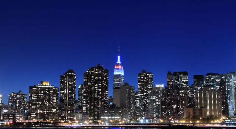 One of the nation's iconic Christmas getaway destinations can be enjoyed at bargain pricing by tweaking your travel dates. One of the nation's iconic Christmas getaway destinations can be enjoyed at bargain pricing by tweaking your travel dates.
