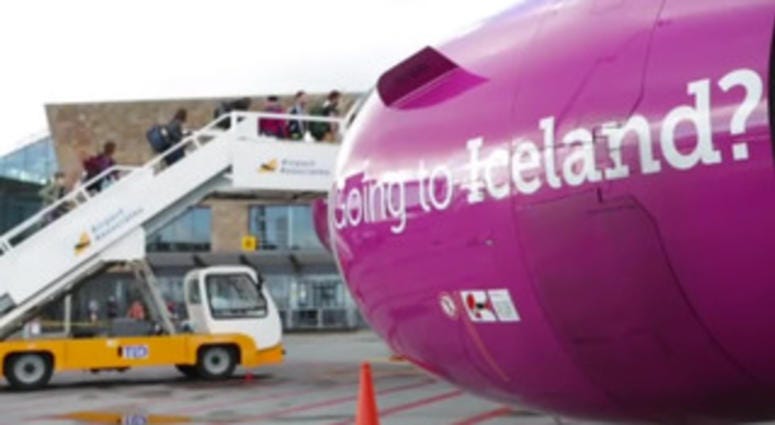 WOW Air shuts down... leaving passengers stranded WOW Air shuts down... leaving passengers stranded