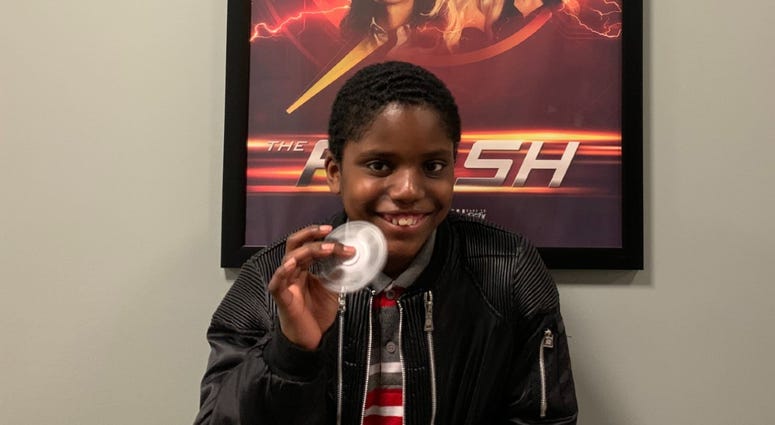 Eddie shows off his fidget spinner skills Eddie shows off his fidget spinner skills