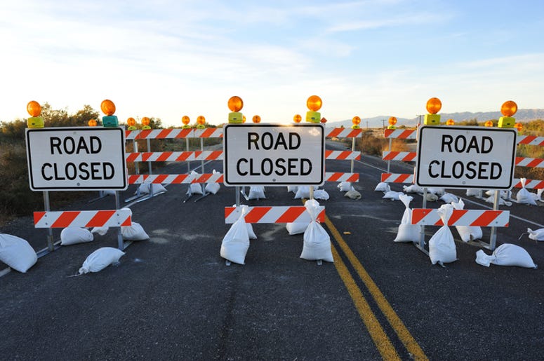 ROADCLOSED