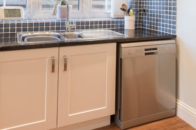 Dishwasher vs Sink