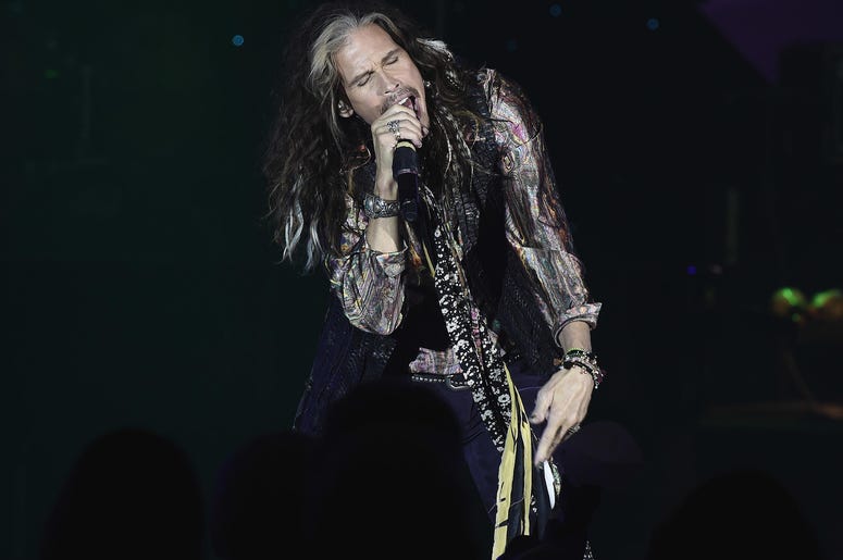 Steven Tyler at Muhammad Ali's Celebrity Fight Night XXIV Steven Tyler at Muhammad Ali's Celebrity Fight Night XXIV