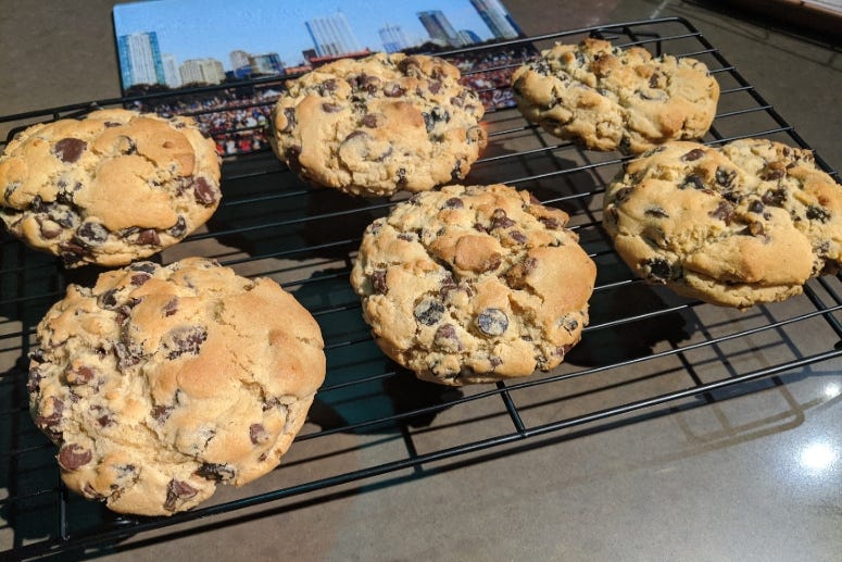 Big -ole Chocolate Chip Cookies