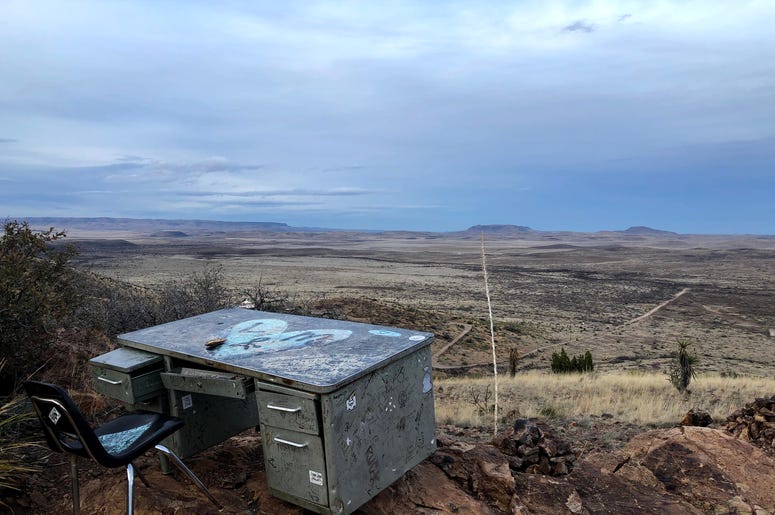 sul ross desk