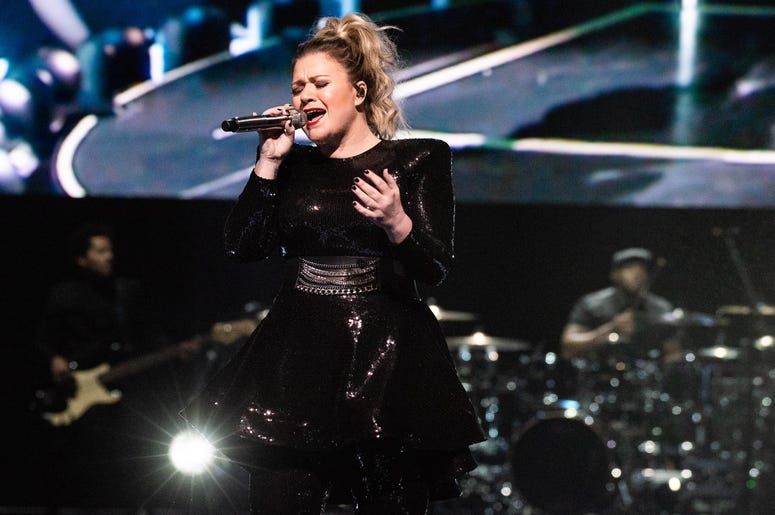 Kelly Clarkson performs during the opening night of the ‘Meaning of Life' tour at ORACLE Arena on January 24, 2019 in Oakland, California Kelly Clarkson performs during the opening night of the ‘Meaning of Life' tour at ORACLE Arena on January 24, 2019 in Oakland, California