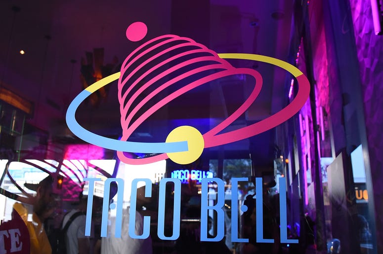 Taco Bell is opening a hotel!! Taco Bell Hotel