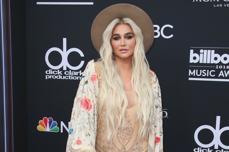Kesha at the 2018 Billboard Music Awards Kesha at the 2018 Billboard Music Awards