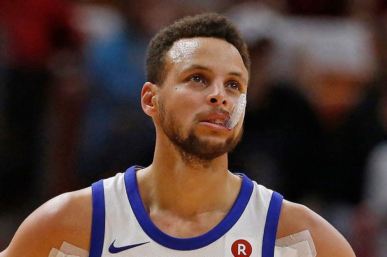 Golden State Warriors' Stephen Curry Golden State Warriors guard Stephen Curry looks on during the second quarter against the Miami Heat on Sunday, Dec. 3, 2017 at AmericanAirlines Arena in Miami, Fla. (Photo by David Santiago/Miami Herald/TNS/Sipa USA)