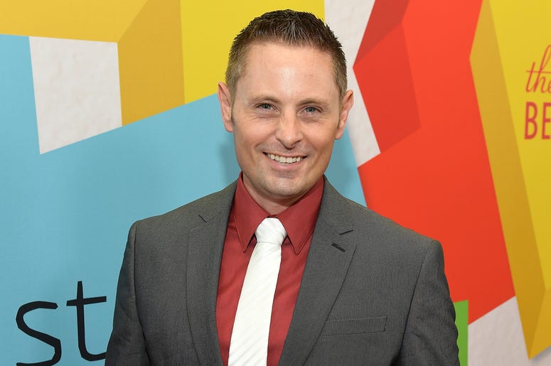 Jonathan Grant Thompson, The King of Random BEVERLY HILLS, CA - SEPTEMBER 26: The King of Random at the 2017 Streamy Awards at The Beverly Hilton Hotel on September 26, 2017 in Beverly Hills, California. (Photo by Matt Winkelmeyer/Getty Images for dick clark productions)