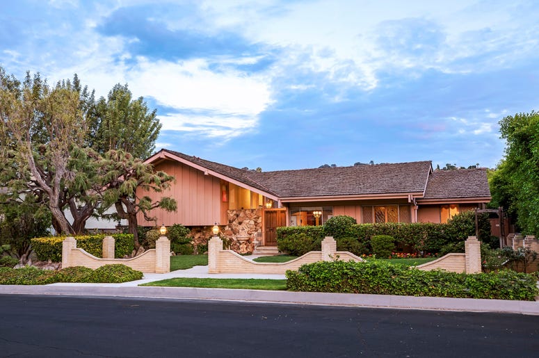 "The Brady Bunch" House "The Brady Bunch" House
