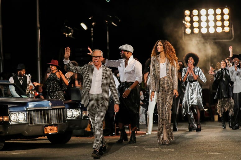 AP19252067086679 Designer Tommy Hilfiger is seen after the Tommy Hilfiger show during Fashion Week in New York, Sunday, Sept. 8, 2019. (AP Photo/Jeenah Moon)
