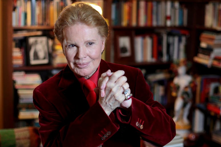 AP19307595009512 In this Feb. 14, 2012 file photo, Puerto Rican astrologer Walter Mercado, also known as Shanti Ananda, gives a press conference in San Juan, Puerto Rico. (AP Photo/Dennis M. Rivera Pichardo, File)