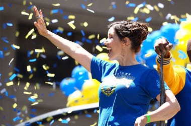 Oakland Mayor Libby Schaaf Oakland Mayor Libby Schaaf (Photo credit: Kelley L Cox-USA TODAY Sports)