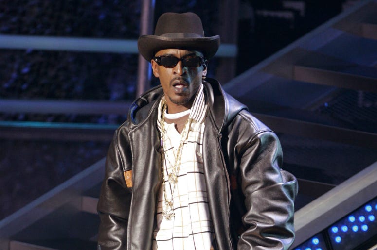 Honoree Rakim performs onstage at the VH1 Hip Hop Honors 2006 at the Hammerstein Ballroom October 7, 2006 in New York City. Honoree Rakim performs onstage at the VH1 Hip Hop Honors 2006 at the Hammerstein Ballroom October 7, 2006 in New York City.