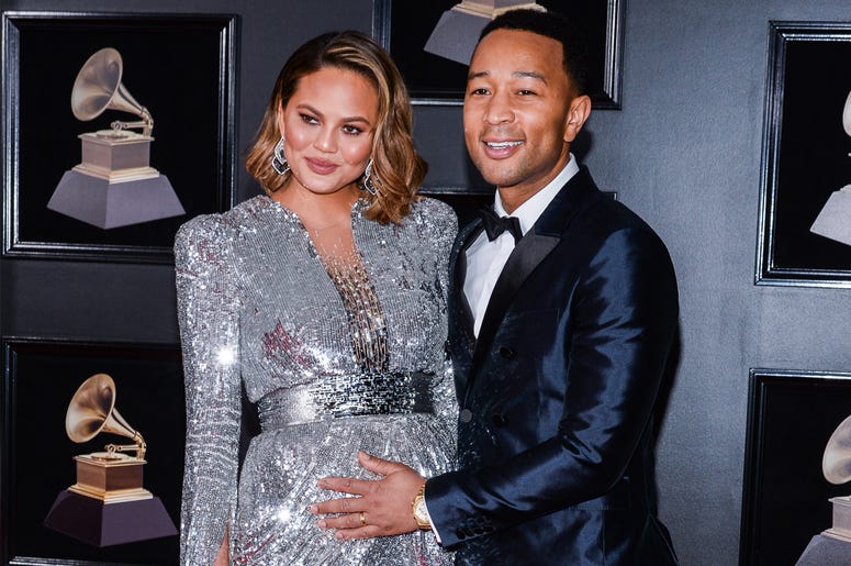 Chrissy Teigen & John Legend Chrissy Teigen & John Legend