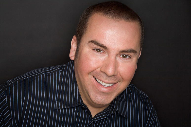 Efren Sifuentes Efren Sifuentes