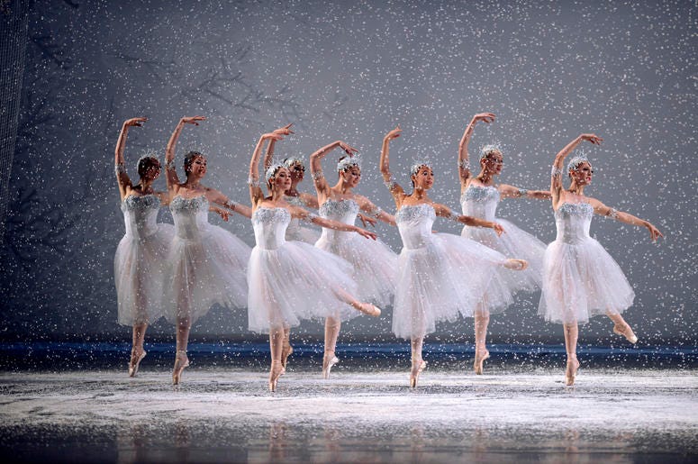 San Francisco Ballet in Tomasson's Nutcracker // © Erik Tomasson San Francisco Ballet in Tomasson's Nutcracker // © Erik Tomasson