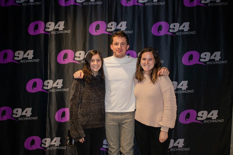 Charlie Puth Aqstic Christmas