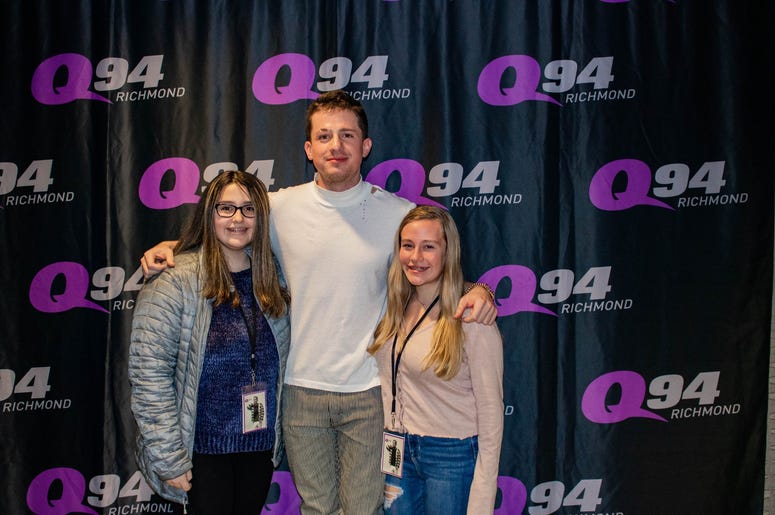Charlie Puth Aqstic Christmas