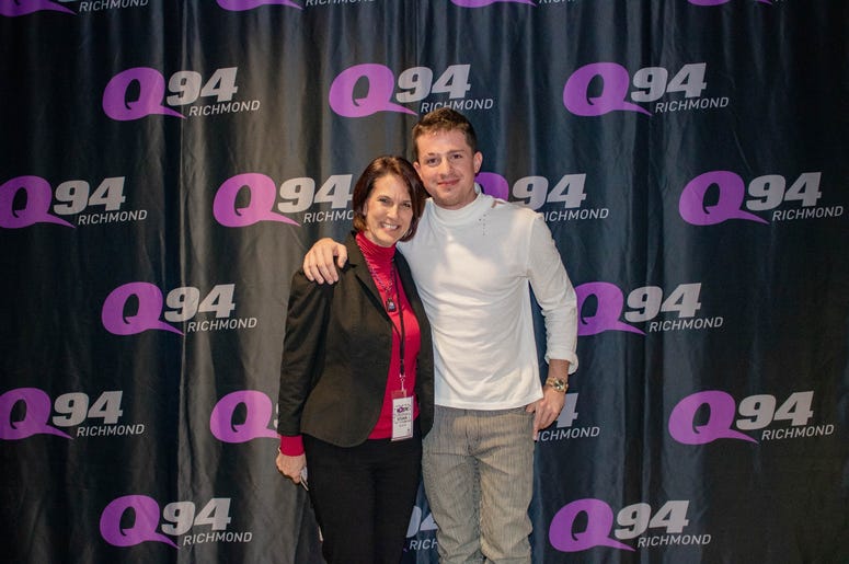 Charlie Puth Aqstic Christmas
