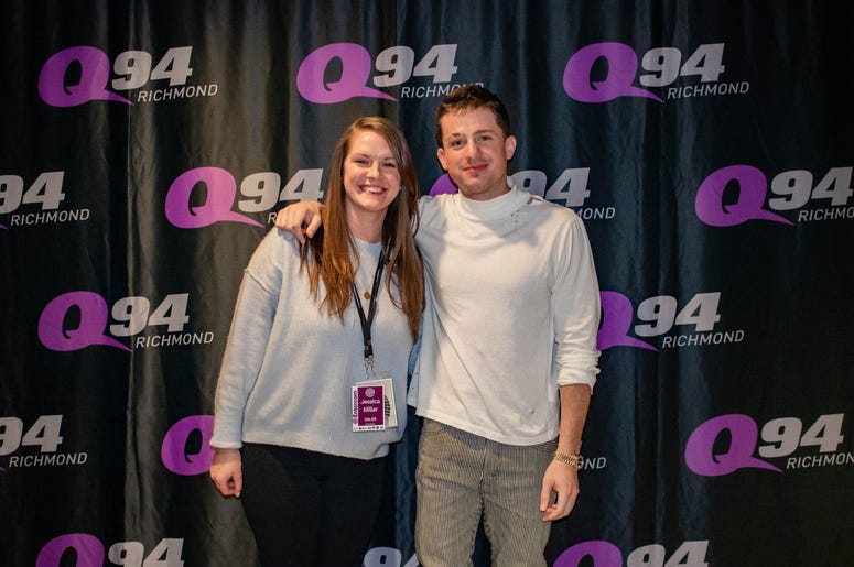 Charlie Puth Aqstic Christmas