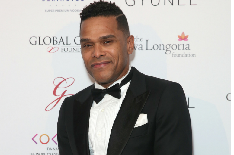 Maxwell attending the Global Gift Gala Maxwell attending the Global Gift Gala