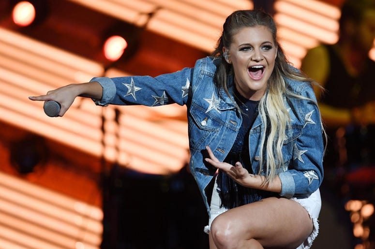 Kelsea Ballerini, Target, Booties, Style, country music, country radio, fashion find, fashion