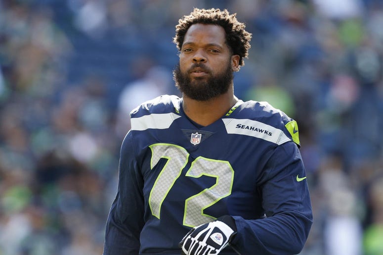 Michael bennett, las vegas, gun point, seattle seahawks