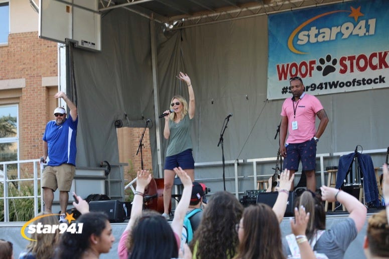 Echosmith LIVE at Woofstock Smyrna 2019 Echosmith LIVE at Woofstock Smyrna 2019