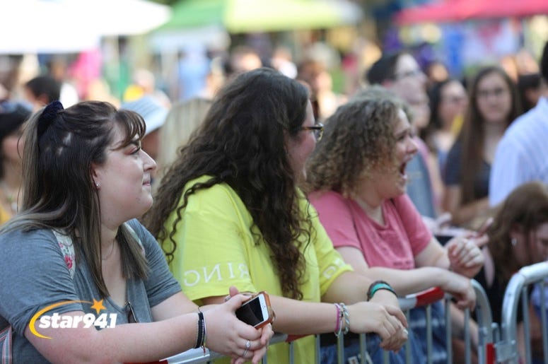 Echosmith LIVE at Woofstock Smyrna 2019 Echosmith LIVE at Woofstock Smyrna 2019