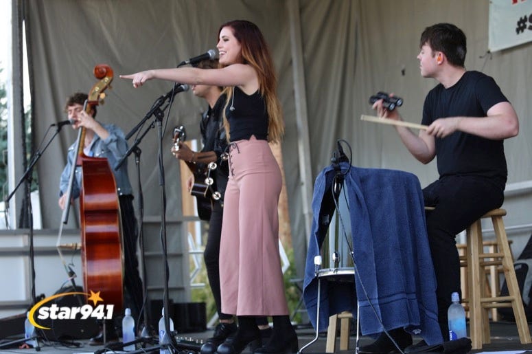 Echosmith LIVE at Woofstock Smyrna 2019 Echosmith LIVE at Woofstock Smyrna 2019