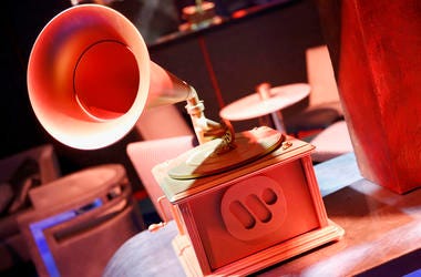 Grammy statue