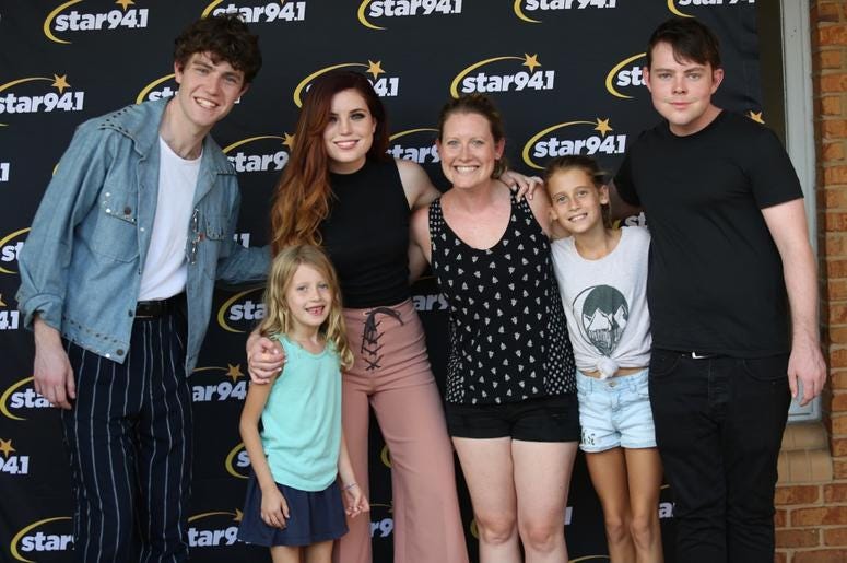 Echosmith Meet & Greet at Woofstock Smyrna 2019 Echosmith Meet & Greet at Woofstock Smyrna 2019