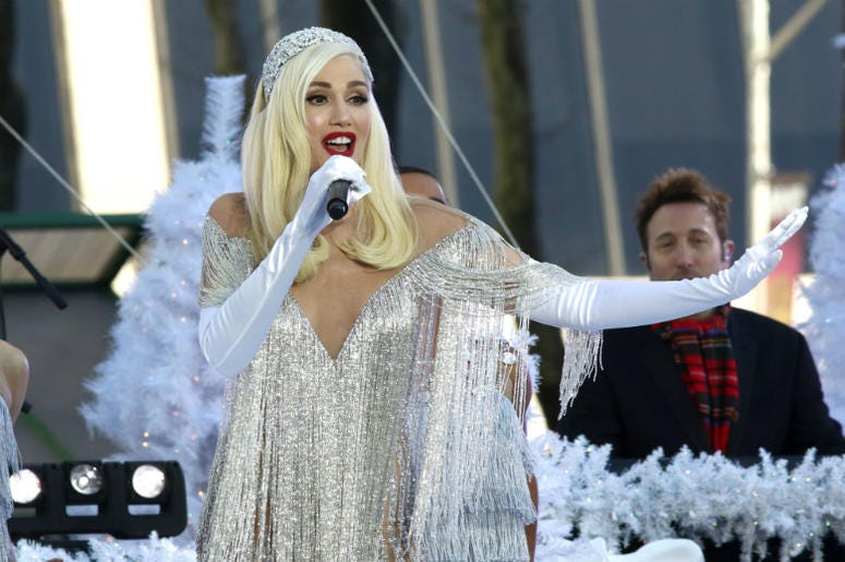 Gwen Stefani Performing 11/21/2017 - Gwen Stefani performs in Bryant Park in New York City.