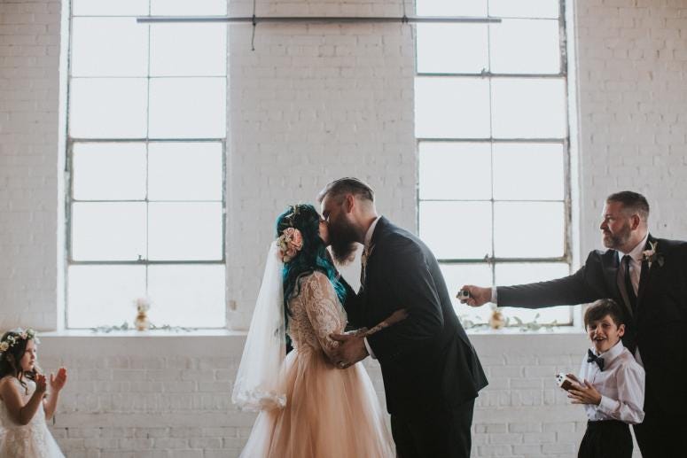 Jaquie and Andy Kiss