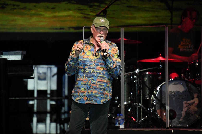 Beach_Boys_Entercom_WMXJ_The_Beach_Miami_102_7