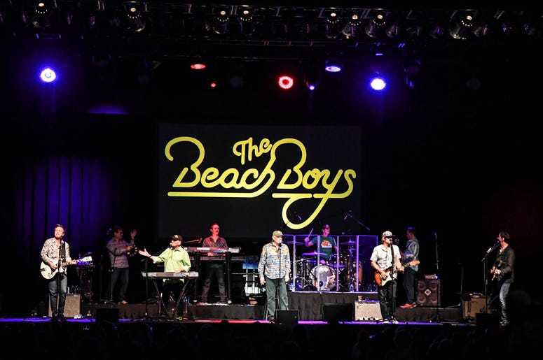 Beach_Boys_Entercom_WMXJ_The_Beach_Miami_102_7